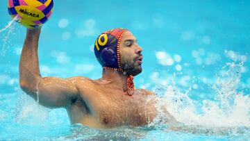 Fukuoka (Japan), 17/07/2023.- Felipe Perrone Rocha of Spain in action against Serbia at the Men's Water Polo preliminary round match between Serbia and Spain during the World Aquatics Championships 2023 in Fukuoka, Japan, 17 July 2023. Spain won the match. (Japón, España) EFE/EPA/FRANCK ROBICHON
