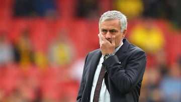 Jose Mourinho durante el partido ante el Watford. 