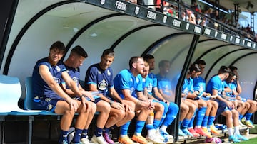 El banquillo del Deportivo en M¨¦rida.