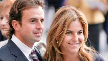 Arantxa S&aacute;nchez Vicario y Josep Santacana posando juntos en un evento cuando eran pareja.