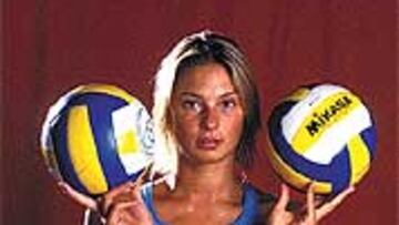 Los paparazzi, a la caza del desnudo de la Cacciatori.