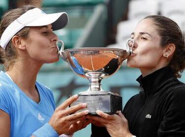 Kuznetsova y la pareja Ruano-Medina se coronan en París