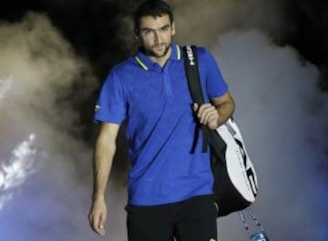 Stanislas Wawrinka venció a Marin Cilic en parciales de 6-3, 4-6, 6-3. El encuentro cerró el Grupo A del Masters de Londres. 