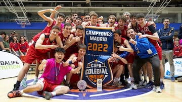 Los Canguros del colegio JOYFE celebran la victoria en la fase de Madrid de la Copa Colegial.