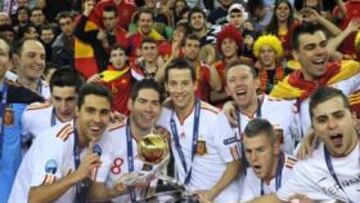 <b>ALEGRÍA. </b>La Selección, tras la conquista de la Eurocopa.