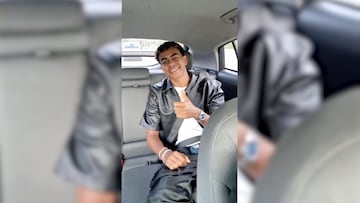 Lamine Yamal se puede ver en un carro y el conductor le pide un favor, este no se negó y con la mejor actitud le mandó un saludo a los sobrinos de este que viven en Perú.
