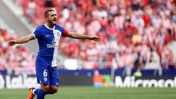 Koke da instrucciones durante el partido contra el Mallorca.