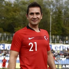 La mujer de Emre Asik ofrece a un sicario más de un millón de euros por matarle