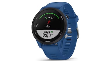 Ahorra más de 470 euros en el Garmin Forerunner 255 que arrasa entre los deportistas