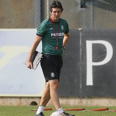 Emery: "Nos espera un partido de los más exigentes y queremos reaccionar"