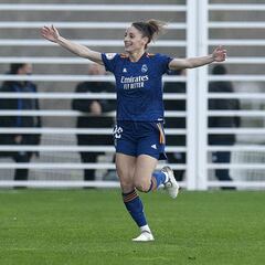 Esther y el premio de un gol centenario en el Real Madrid