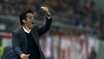 Olympiacos coach Marco Silva. 