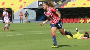 La Chivas Femenil mantienen paso perfecto por el Apertura 2018, continúan invictas y se colocan como líderes generales. América pierde el clásico capitalino. El Azul en el sótano