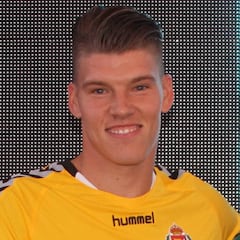 Abeledo, listo para firmar y ya negocian por Becerra