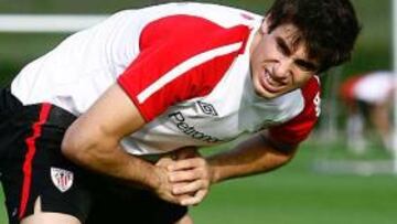 Javi Martínez: "La gente de arriba verá si es factible para el club vender o no a Llorente"