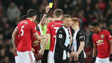 Manchester United's McTominay earns fastest yellow card in Premier League history