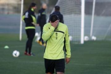 Entrenamiento del Granada. Dani Benitez conoci¨® la noticia de su positivo en el control anti-doping posterior al partido de liga Granada-Betis.