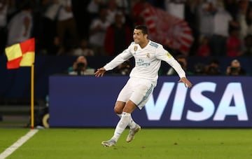 Cristiano Ronaldo celebrates his winning goal.