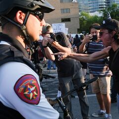 Alerta en Texas: Abbott ordena el despliegue de la Guardia Nacional para contener protestas contra el ICE