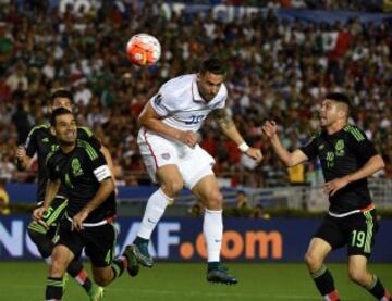 Las mejores imágenes del duelo por el pase a Confederaciones