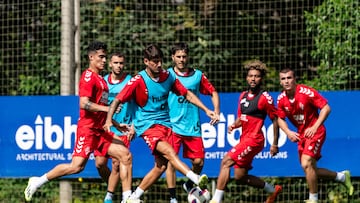 El equipo dirigido por Etxeberria se medirá este martes al Numancia