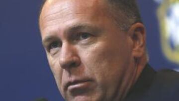 Mano Menezes: "La AFA es la que daña la imagen del fútbol"