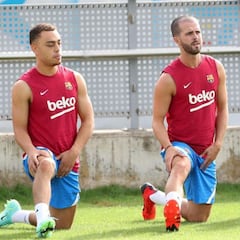 Koeman 'indulta' a Umtiti y Pjanic