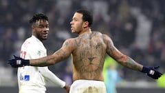 NOG. Lyon (France), 21/01/2018.- Memphis Depay of Olympique Lyon celebrates after scoring a goal against Paris Saint Germain during the French Ligue 1 soccer match, Olympique Lyon vs Paris Saint Germain, at Parc Olympique Lyonnais stadium in Lyon, France,