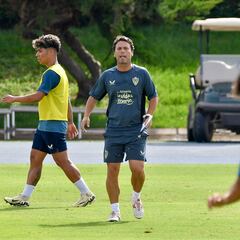 “Luis Suárez va a acabar con nosotros, salvo que alguien pague la cláusula”