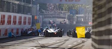 Enfrentamiento entre pilotos por las chicanes, "esencia" de FE