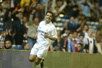 The Spanish striker won 3 Champions Leagues with Madrid, but began to see his game time reduced after the arrival of Ronaldo. In 2005, he signed for Liverpool after a spell at Monaco.