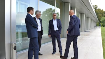 Zidane, Mourinho, Ancelotti y Luis Enrique se reúnen en Nyon