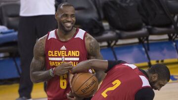 LeBron James con Kyrie Irving.