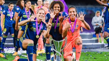 Eugénie Le Sommer, Wendie Renard y Sarah Bouhaddi, jugadoras del Lyon.