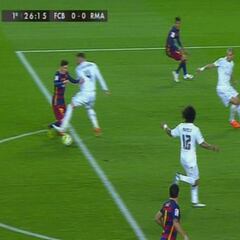 El Camp Nou reclamó penalti de Sergio Ramos sobre Messi