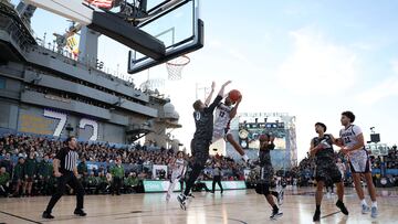 Baloncesto en el portaaviones USS Abraham Lincoln