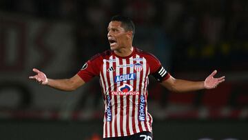 Carlos Bacca y su molestia por la eliminación de Copa Libertadores.