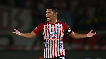 Carlos Bacca y su molestia por la eliminación de Copa Libertadores.