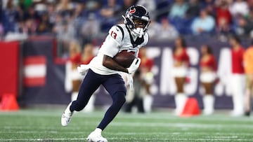 El widereceiver de los Houston Texans, Tank Dell, fue víctima de un tiroteo que ocurrió en la madrugada del domingo, así lo anunció el equipo.