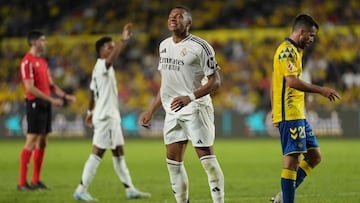 Real Madrid's French forward #09 Kylian Mbappe reacts during the Spanish league football match between UD Las Palmas and Real Madrid CF at the Gran Canaria stadium in Las Palmas de Gran Canaria on August 29, 2024. (Photo by Cesar Manso / AFP)