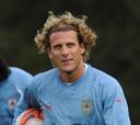 Forlán vuelve con Uruguay para el amistoso contra España