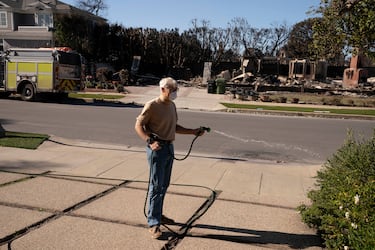 Imagen devastadora del barrio residencial Palisades que ha quedado totalmente destruido, por los incendios que  han arrasado más de 15.000 hectáreas en Los Ángeles.
