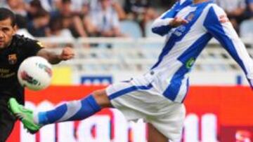 <b>ILUSIÓN. </b>Griezmann, que tapa a Alves, quiere medirse otra vez a él.