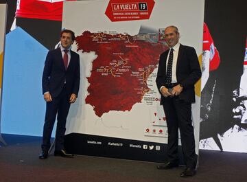 Pedro Delgado y Carlos de Andr谷s.