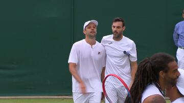 Horacio Zeballos y Marcel Granollers, en Wimbledon.