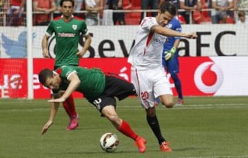 Víctor Martín "Vitolo" con Óscar de Marcos.