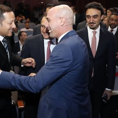 El Valencia no tiene todavía el contrato para ir a Arabia