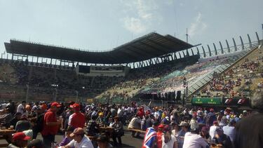 Este viernes regresó el ya tradicional Gran Premio de México, en donde varios aficionados se dieron cita al Autódromo Hermanos Rodríguez.