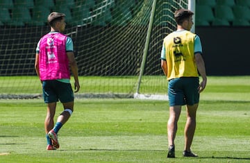 Mario García será titular en el lateral izquierdo del Racing contra el Sporting.