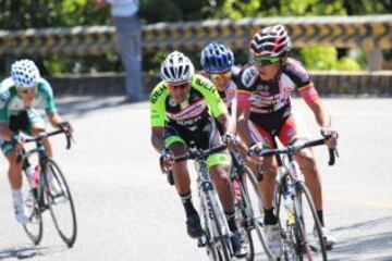 La Vuelta a Colombia sigue recorriendo las carreteras del país.